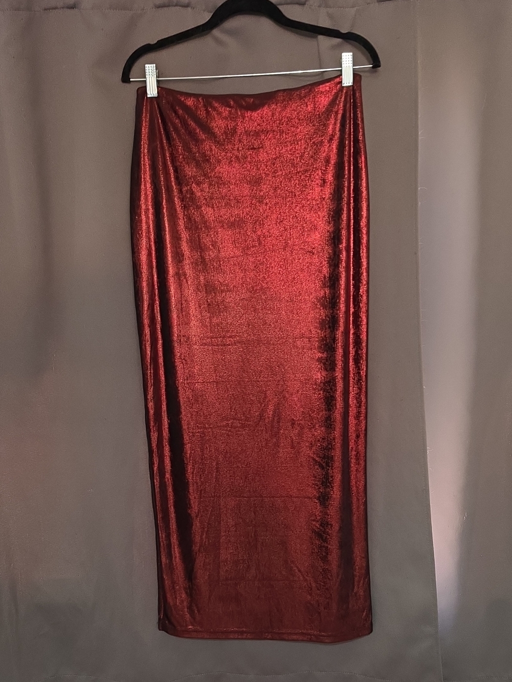 Cupshe Metallic Maxi Skirt in Shimmering Burgundy